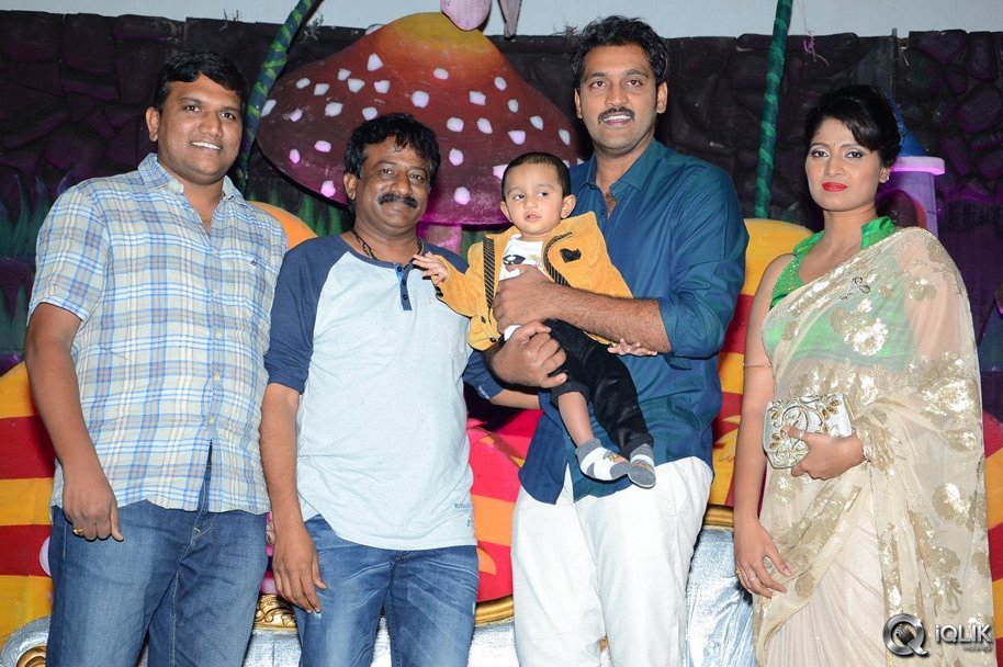 Ajay-Son-Dheeran-1st-Birthday-Celebrations-2014